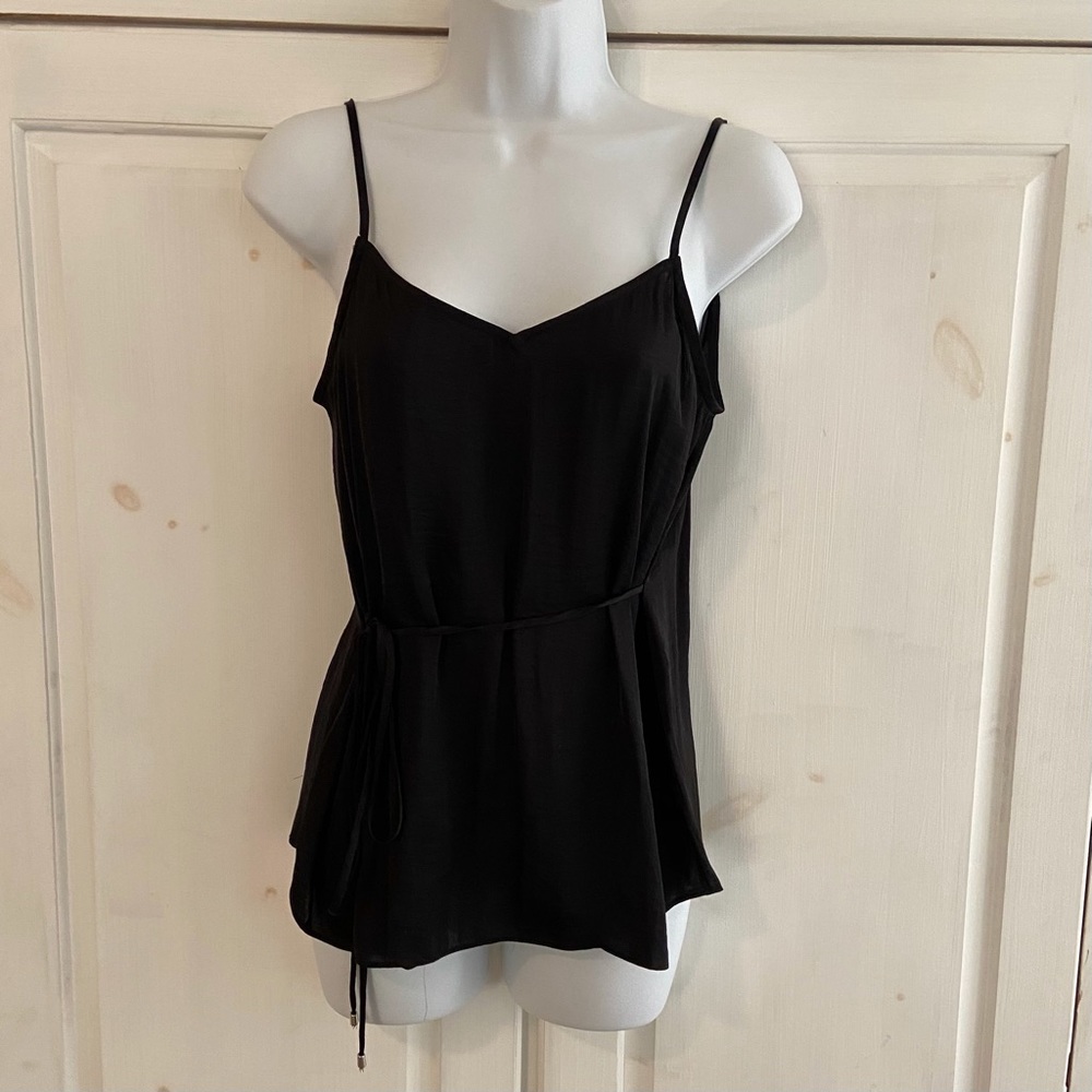 CAMISOLE NWT BLK ADJ STRAPS SZ S